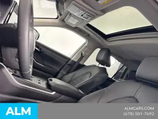 Toyota Highlander 2023 XLE 4dr SUV