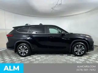 Toyota Highlander 2023 XLE 4dr SUV
