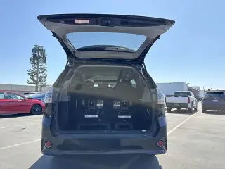 Toyota Sienna 2017 SE 8-Passenger 4dr Mini-Van