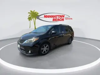 Toyota Sienna 2017 SE 8-Passenger 4dr Mini-Van