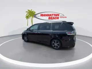 Toyota Sienna 2017 SE 8-Passenger 4dr Mini-Van