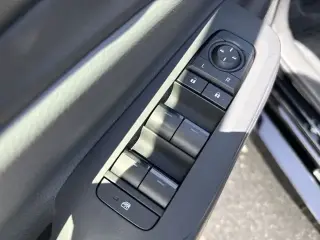 Toyota Prius 2023 LE 4dr Hatchback