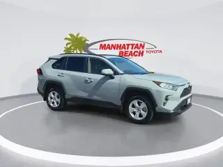Toyota RAV4 2019 XLE 4dr SUV