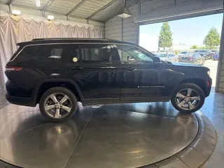 Jeep Grand Cherokee L 2022 4x4 Limited 4dr SUV