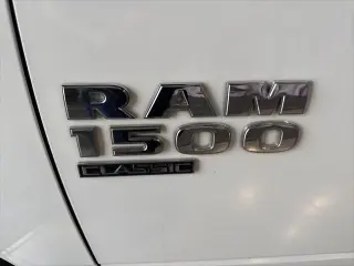 Ram 1500 Classic 2019 4x2 Tradesman 4dr Quad Cab 6.3 ft. SB Pickup