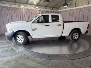 Ram 1500 Classic 2019 4x2 Tradesman 4dr Quad Cab 6.3 ft. SB Pickup
