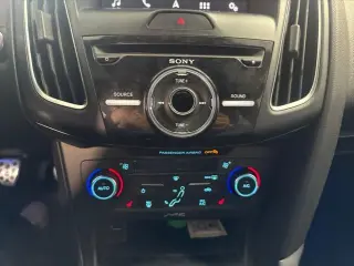 Ford Focus 2017 ST 4dr Hatchback