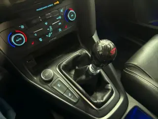 Ford Focus 2017 ST 4dr Hatchback