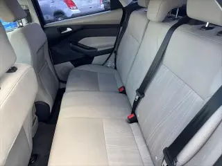 Ford Focus 2018 SE 4dr Hatchback