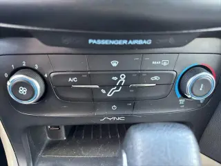 Ford Focus 2018 SE 4dr Hatchback