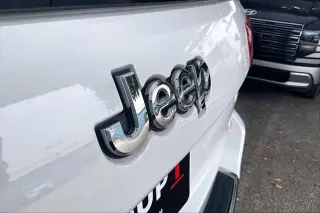 Jeep Grand Cherokee 2015 4x2 Overland 4dr SUV