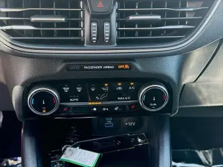 Ford Escape 2022 SEL 4dr SUV