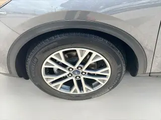 Ford Escape 2022 SEL 4dr SUV