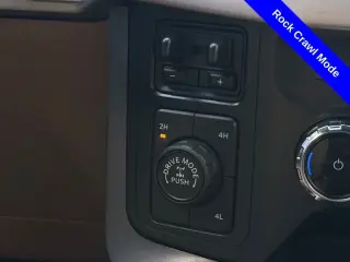 Ford F-150 2022 4x4 XL 4dr SuperCrew 5.5 ft. SB