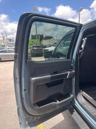Ford F-150 2023 4x2 XL 4dr SuperCrew 5.5 ft. SB