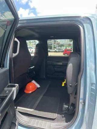 Ford F-150 2023 4x2 XL 4dr SuperCrew 5.5 ft. SB