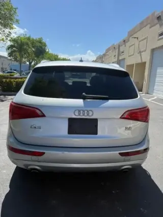 Audi Q5 ( Cash )