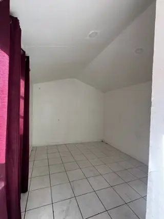Se Renta Cuarto