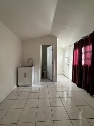 Se Renta Cuarto