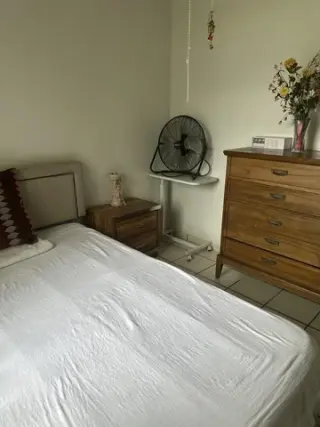 Habitación solo para hombre