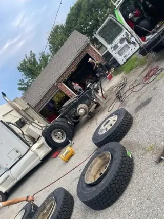 Alex’s Mobile Tire & Road