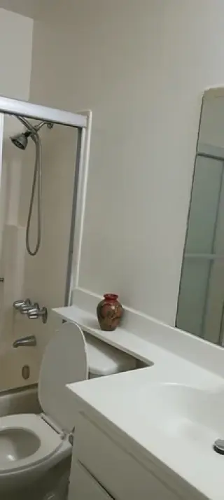 Cuarto con baño propio