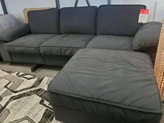 Sala amplia estilo Sectional