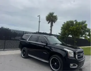 SUV GMC YUKON - PRECIO CASH