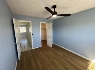 dos habitaciones y un baño
