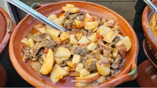 Tacos de guisados con tortilla