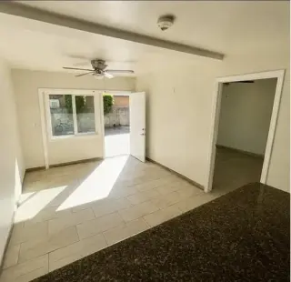 1 Dormitorio / 1 Baño.