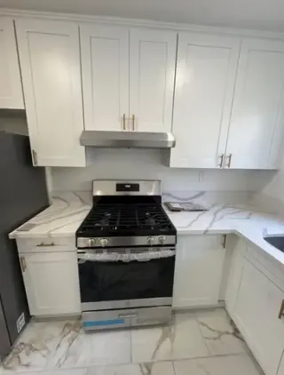 2 Bed apartment In Kenmore Ave