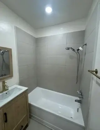 2 Bed apartment In Kenmore Ave
