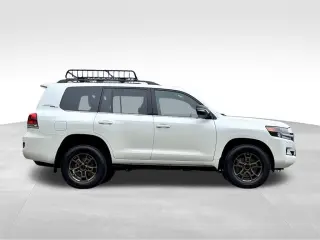 2020 Toyota Land Cruiser Heritage Edition
