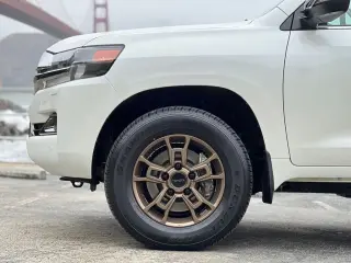 2020 Toyota Land Cruiser Heritage Edition