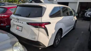2021 Toyota Sienna LE 8 Passenger