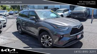 2021 Toyota Highlander Hybrid XLE
