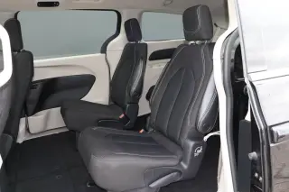 2023 Chrysler Voyager LX FWD