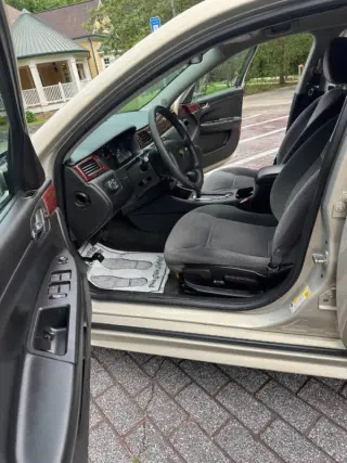 2010 Chevrolet Impala LS