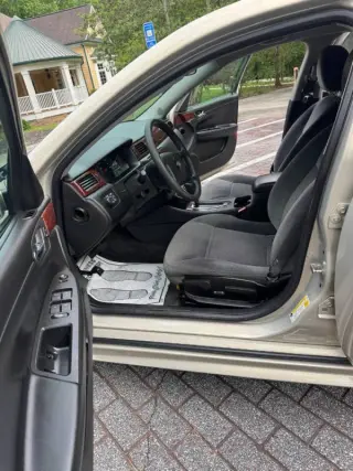 2010 Chevrolet Impala LS