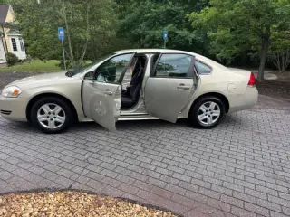 2010 Chevrolet Impala LS