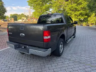 2006 Ford F-150 XLT
