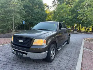 2006 Ford F-150 XLT