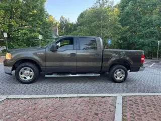 2006 Ford F-150 XLT