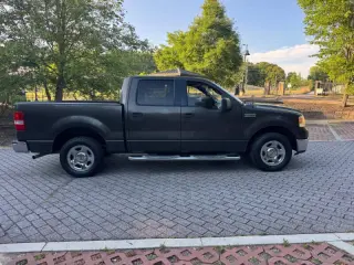 2006 Ford F-150 XLT