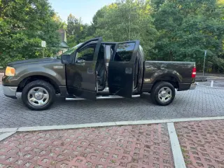 2006 Ford F-150 XLT