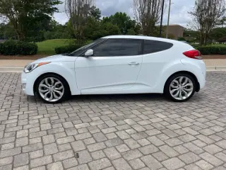 2017 Hyundai Veloster