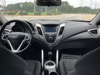 2017 Hyundai Veloster