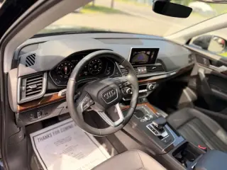2019 Audi Q5 quattro Premium Plus 45 TFSI