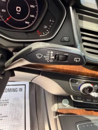 2019 Audi Q5 quattro Premium Plus 45 TFSI